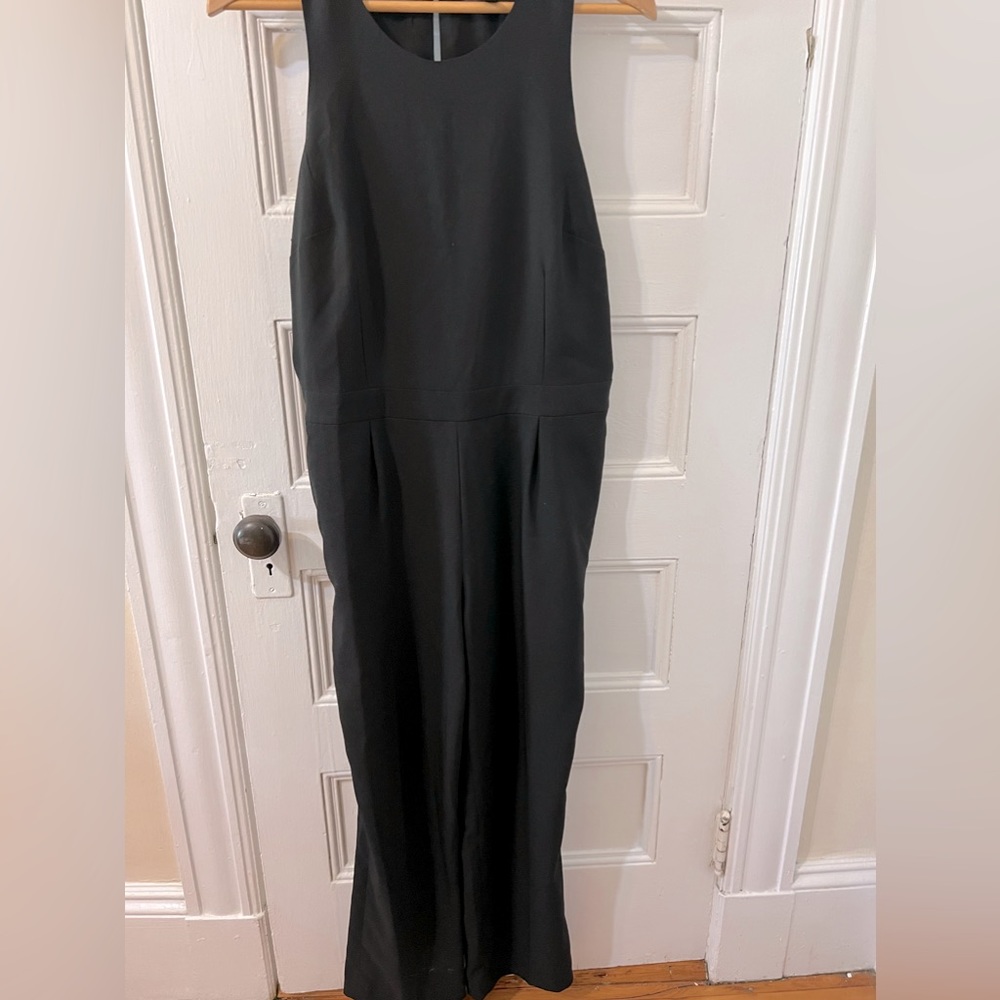 Banana Republic Factory Jumpsuit size 10 black sleeveless classy